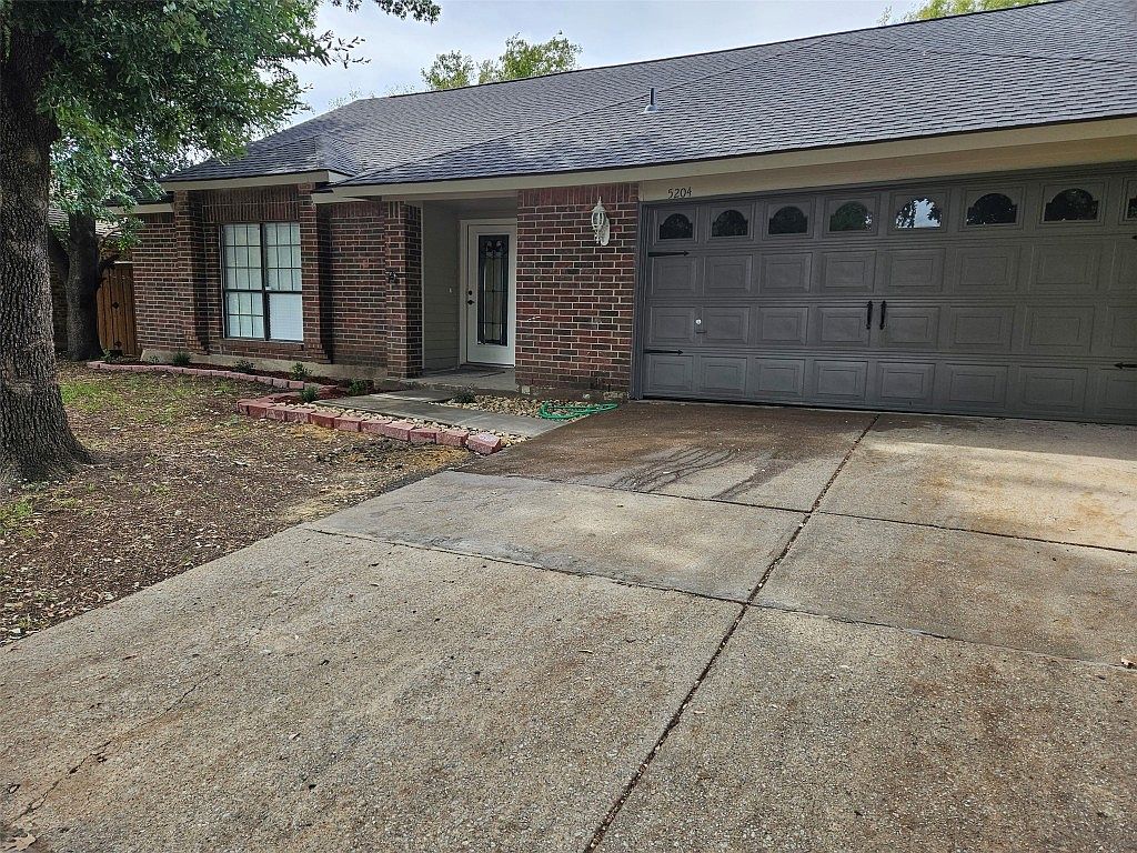 5204 Redwater Dr, Arlington, TX 76018 MLS 20450457 Zillow