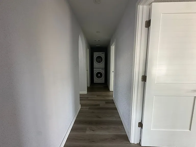 4412 Gillis Street — Photo 31