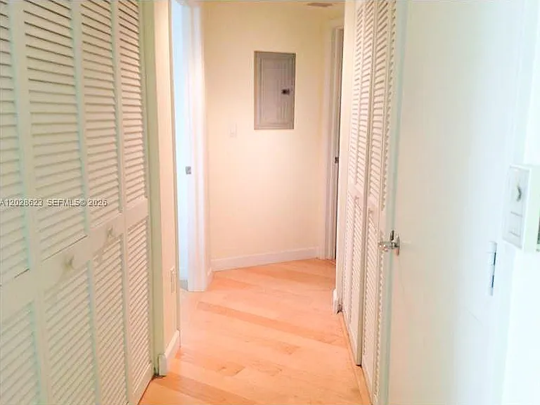 19501 W Country Club Dr #1511 — Photo 3
