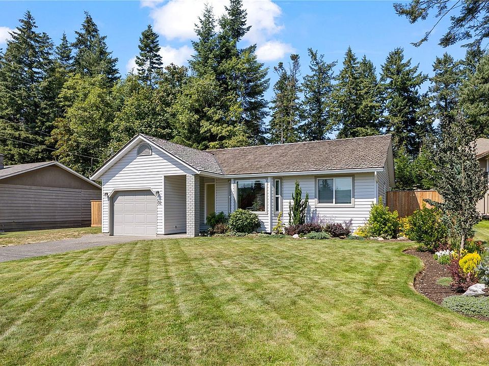 1st image of 32 Oregon Rd