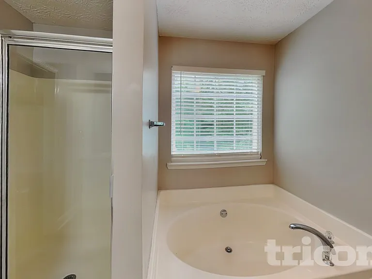564 Brewer Dr — Photo 10