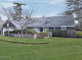 311 Everitt Ave, Hewlett, NY 11557