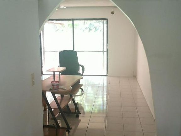 3rd image of 10456 SW 52nd St
