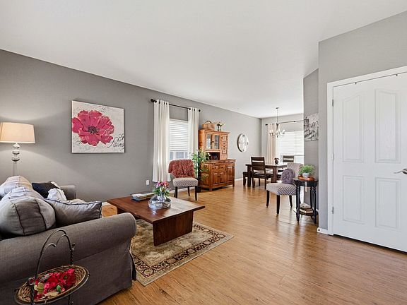 4th image of 539 Abbey Dr