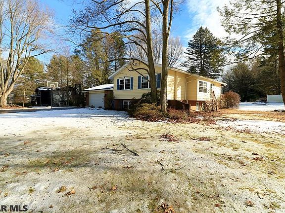 4th image of 926 Outer Dr