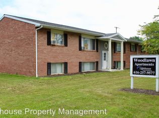 405 E Woodlawn Ave APT 4, Hastings, MI