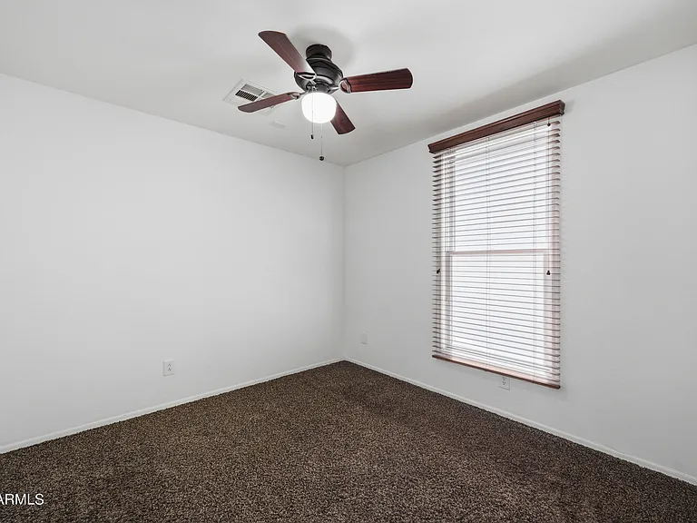 5724 S 21st Pl — Photo 19
