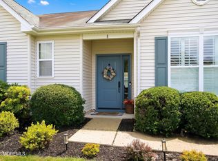 8 Bridle Way, Manchester, NJ 08759