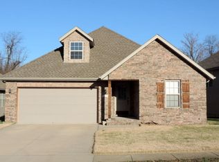 1159 S Maple Grove Ave, Springfield, MO 65804