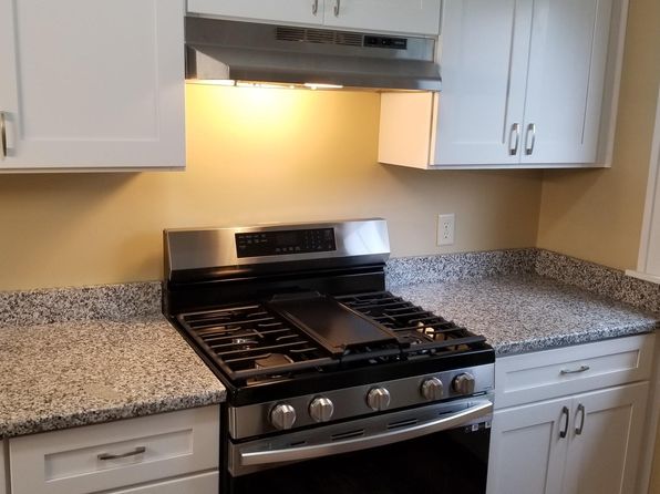 273 Forest Hill Dr FLOOR 2
