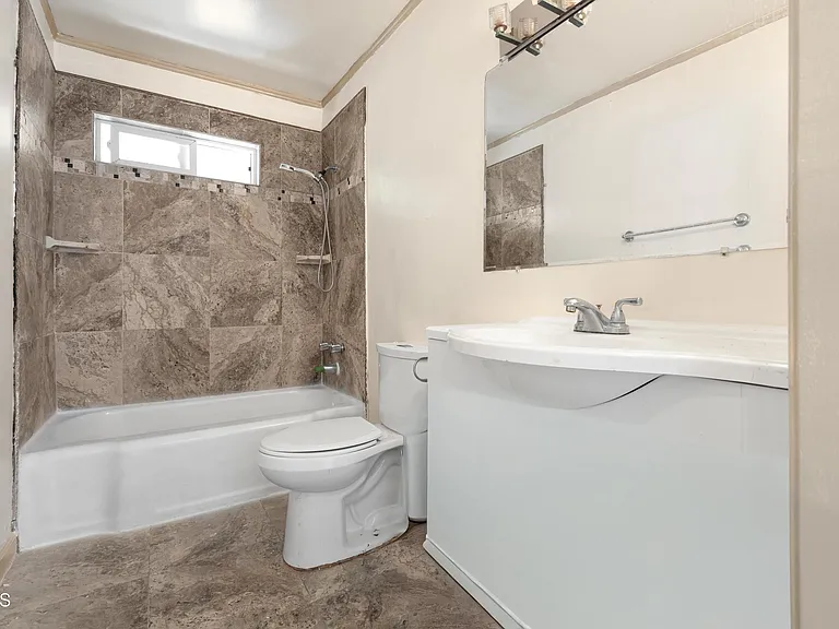 3412 Barham Blvd #3412 — Photo 10