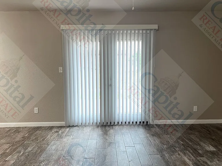 9409 Rhythm Rd — Photo 7