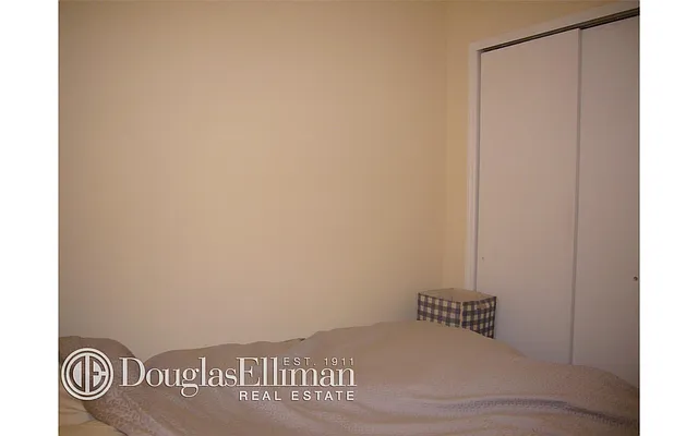 Rented by Douglas Elliman | media 27