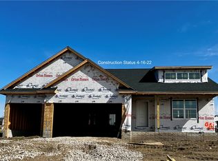 901 NE 21st St, Grimes, IA 50111
