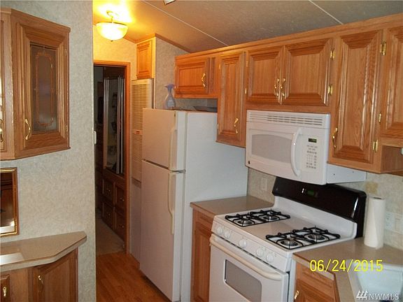 4th image of 240 NE Tahuya Blvd