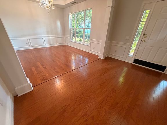 4th image of 12019 Humboldt Dr