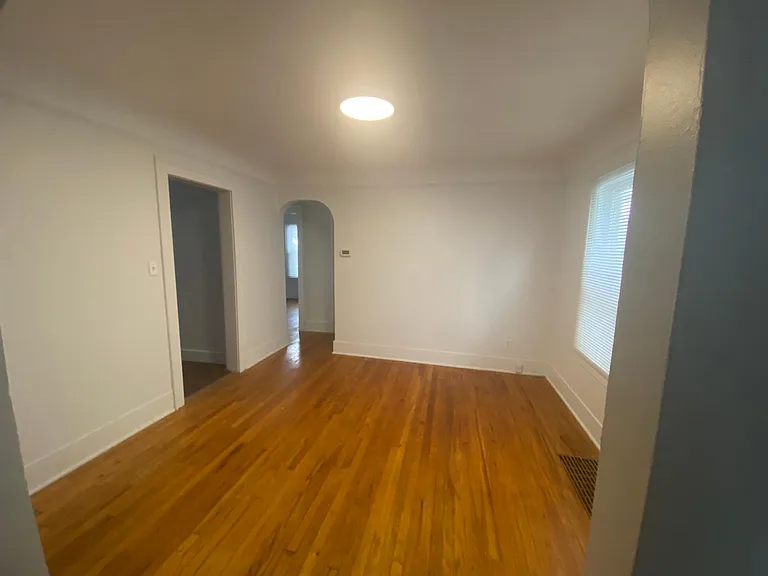 351 W Chesterfield St #LOWER — Photo 11