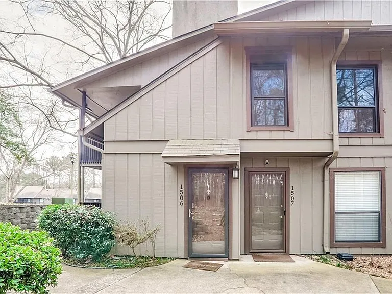 1506 Cumberland Ct SE — Photo 20