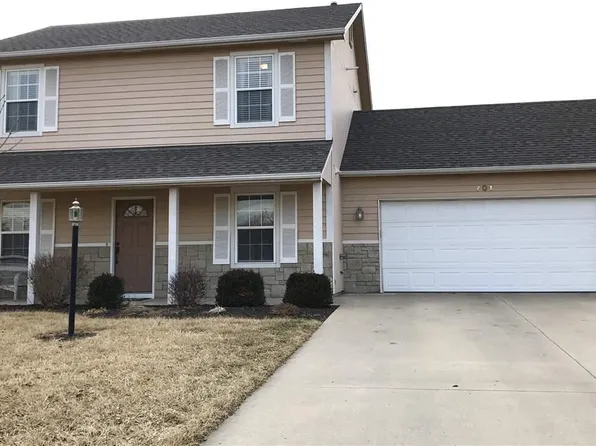 701 N Huntington Ct, Lawrence, KS 66049