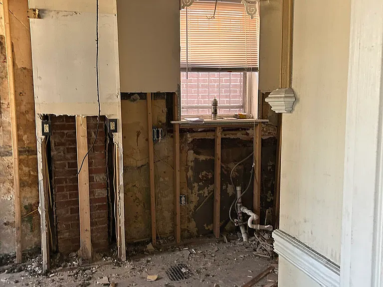 1333 Walton Ave — Photo 6