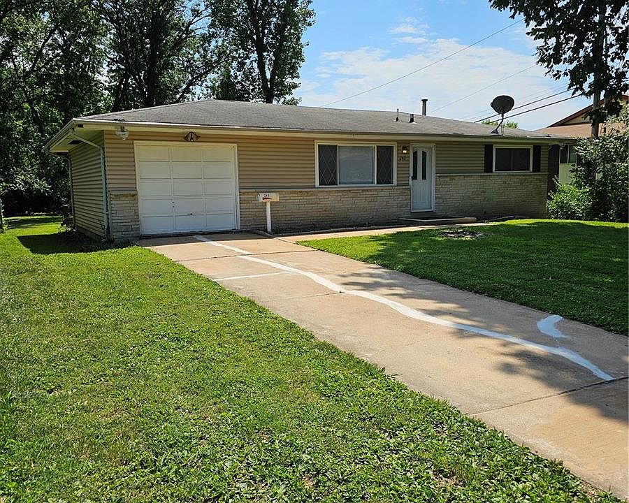 1st image of 240 Calbreath Ct