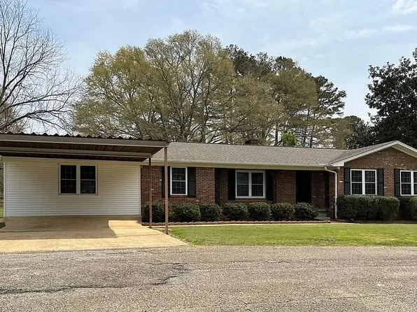 203 Wheeler Dr, Fulton, MS 38843