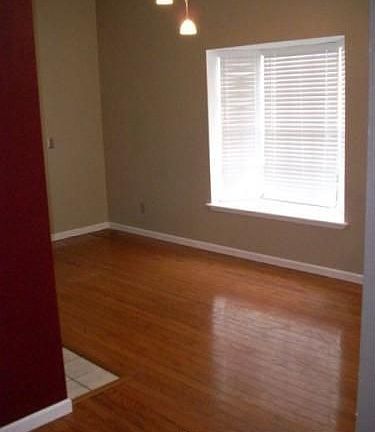 5th image of 3578 Edington Way