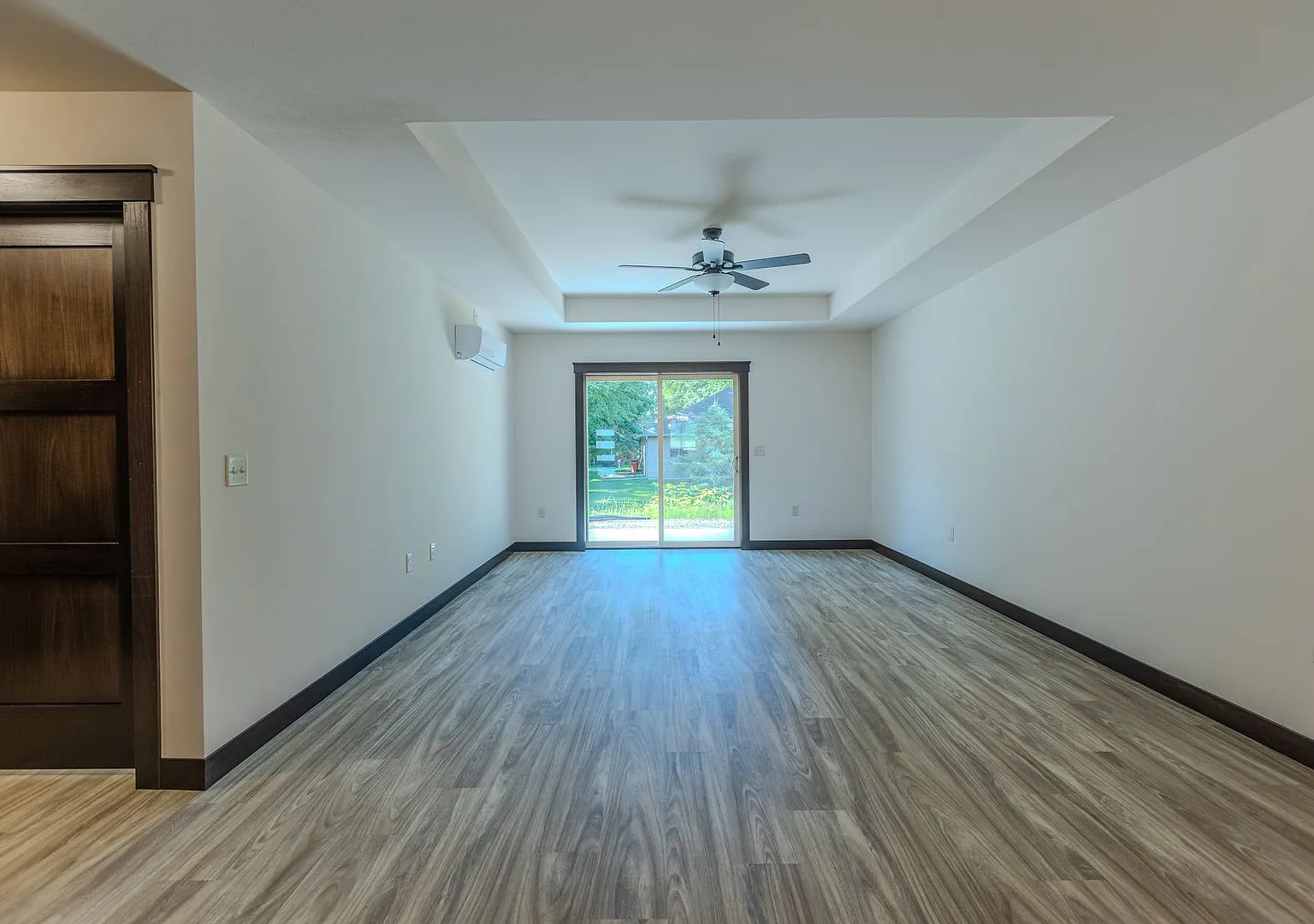 1137 St Andrew's Dr — Photo 4