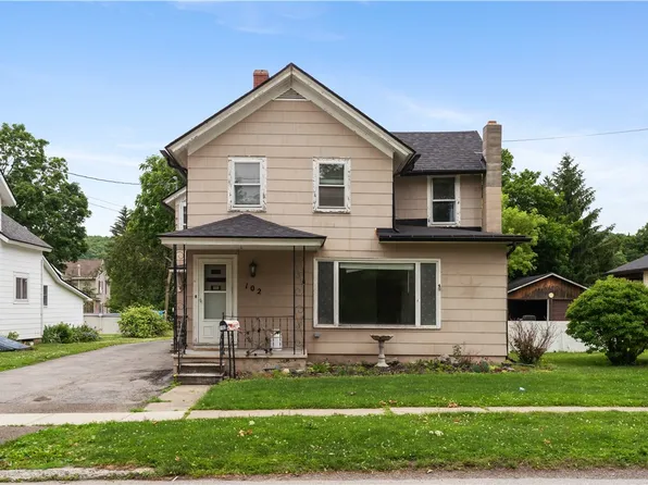 102 Liberty St, Warsaw, NY 14569