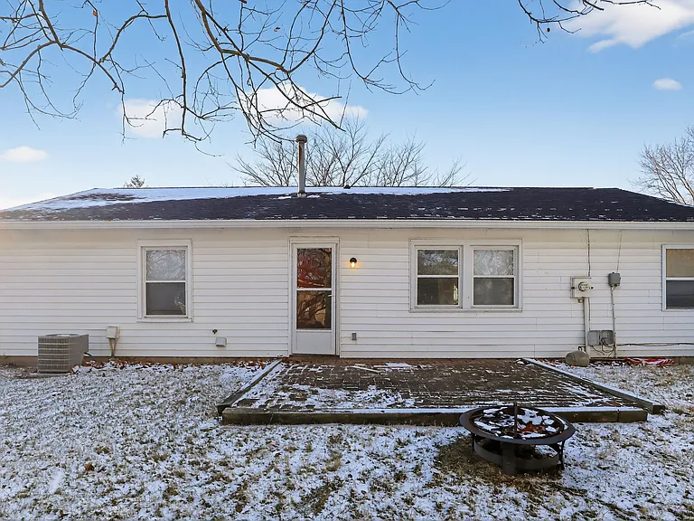 2707 Heatherlea Ct — Photo 2