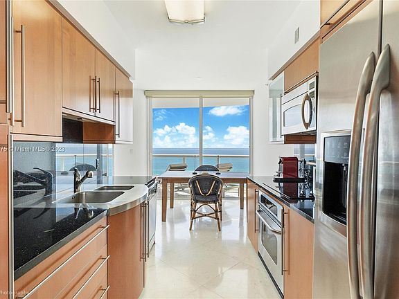 5th image of 6365 Collins Ave APT 2602