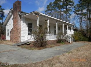 8821 Red Hill Rd, Whiteville, NC 28472