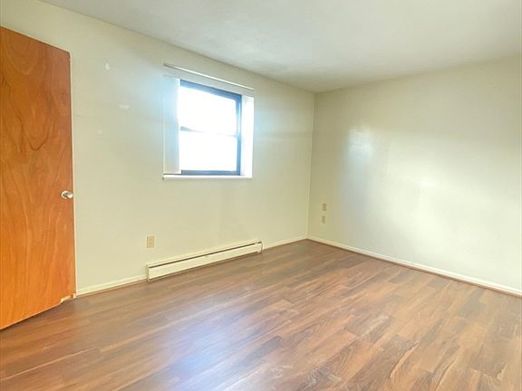 5th image of 70 Jamaicaway APT 10