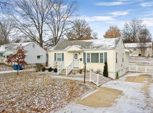 9807 Eastbrook Dr, Saint Louis, MO 63114