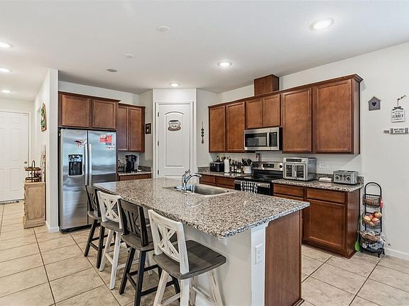 2nd image of 31724 BROADWATER AVENUE