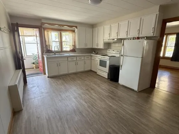 798 5th Ave, Berlin, NH 03570