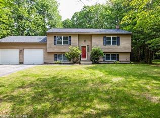 24 Goldeneye Dr, Topsham, ME 04086