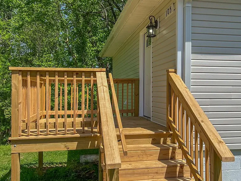 105 Wilson Ct — Photo 28