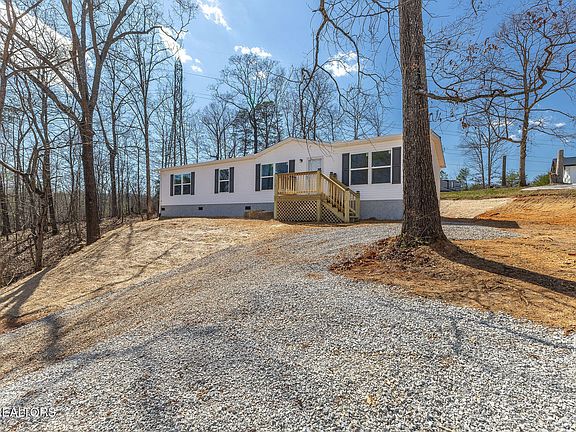 4th image of 158 Leisure Ln