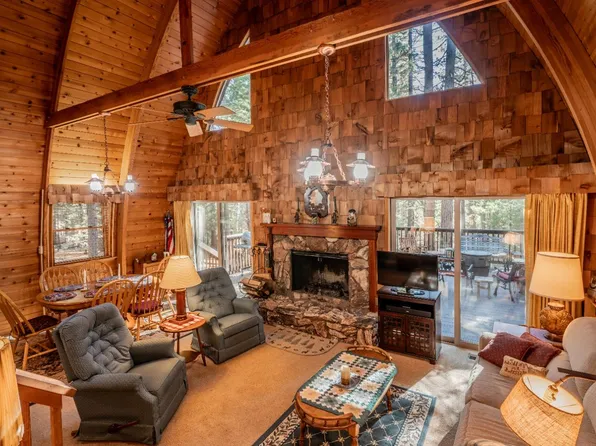 1358 Pawnee Dr, Arnold, CA 95223