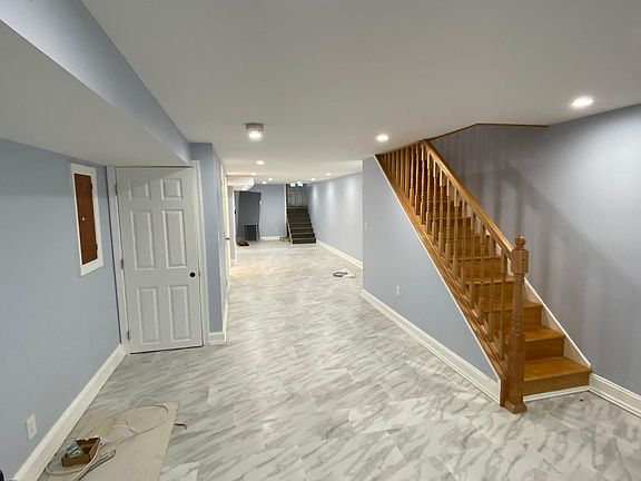 Huge Finished Basement 12' x 51.25'