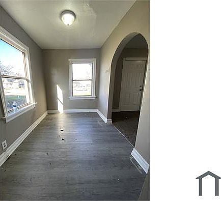 3rd image of 1220 SW 23rd St