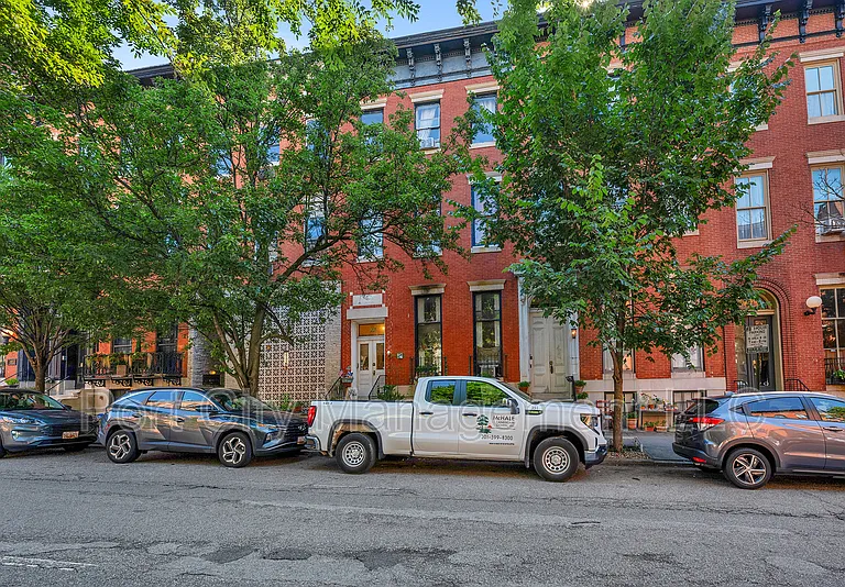 931 Saint Paul St — Photo 1