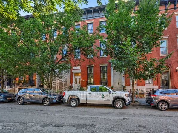 931 Saint Paul St, Baltimore, MD 21202