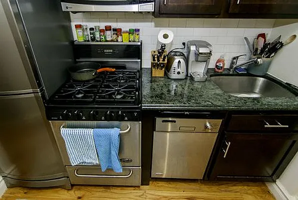 Rented by Icon Realty Management | media 3