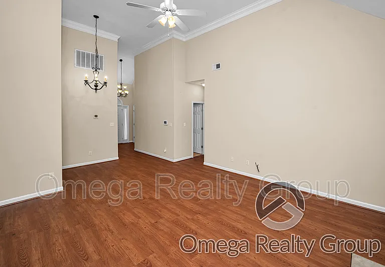 2161 Parsons Dr — Photo 14