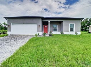2918 47th St W, Lehigh Acres, FL 33971