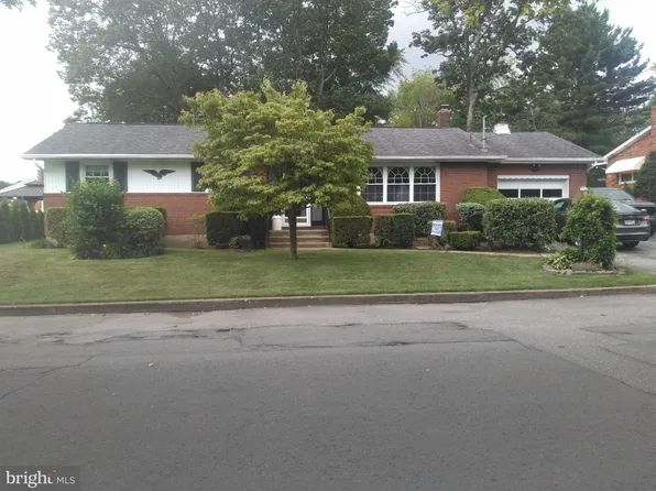 2054 W 22nd St, West Hazleton, PA 18202