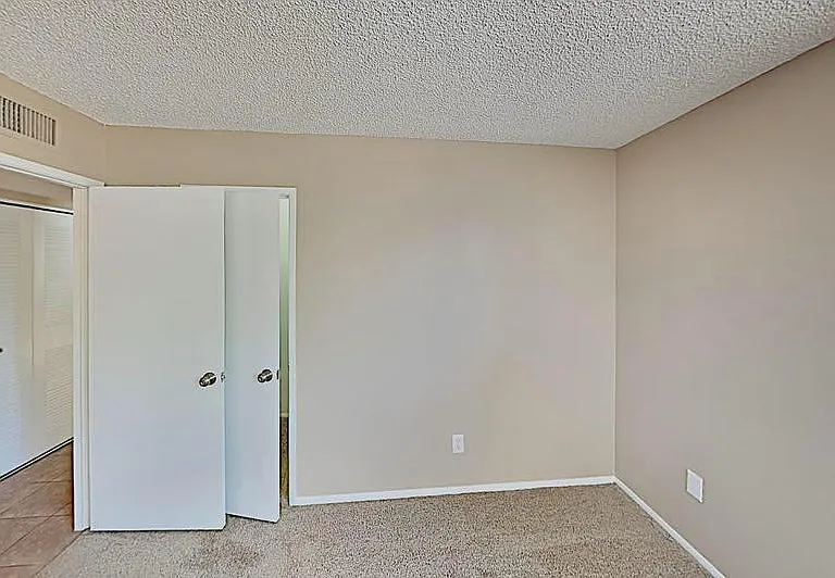 1867 E Alameda Dr — Photo 13
