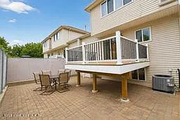 18 Lucy Loop — Photo 41